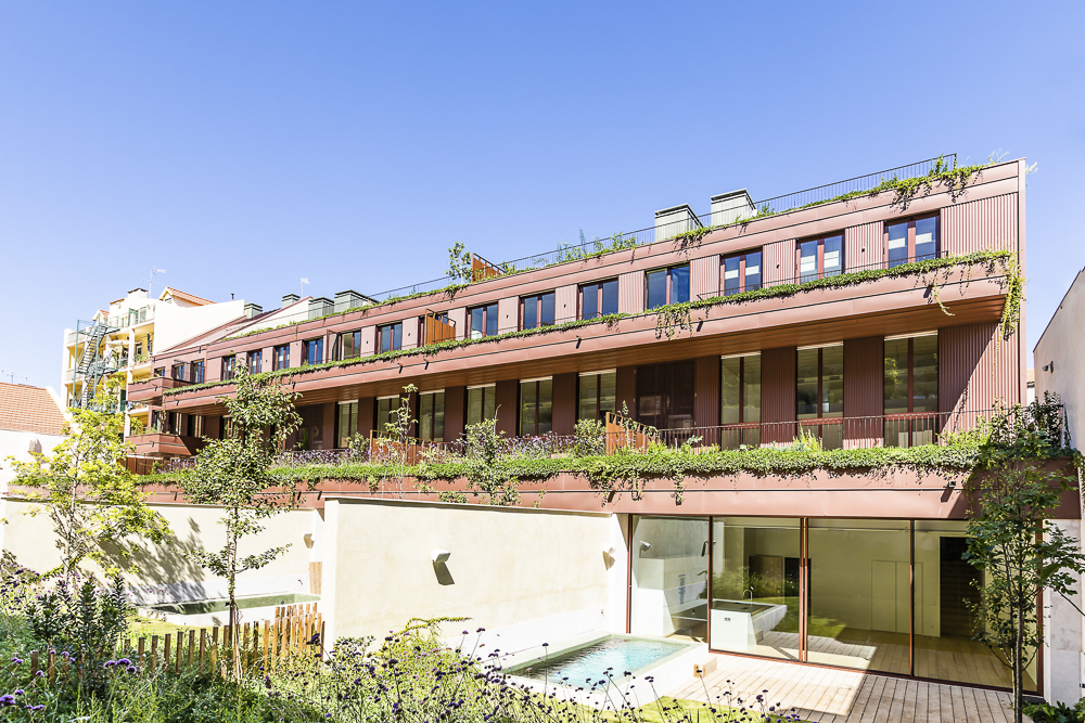 Fotografia Habitação - Sessão fotográfica a um complexo habitacional em Marvila-Lisboa. As imagens capturam cada detalhe com perfeição: áreas amplas, luz natural e o charme da piscina. Fotografia de alta qualidade destacando o melhor do imóvel numa localização privilegiada