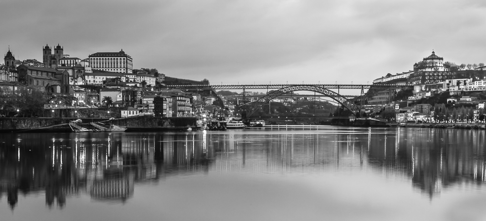 De Gaia para o Porto - Fotografias de viagens ao Porto com o Douro e a Ribeira como papel principal